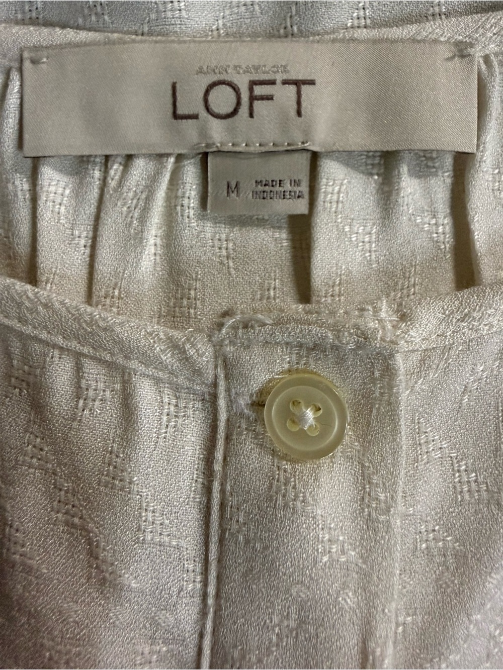 LOFT Off White Cream Button-Front Long-Sleeve Pocket Blouse - Picture 3 of 5